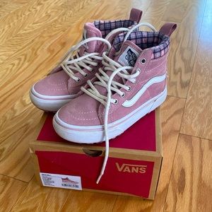 Sk8-hi MTE Girl Vans